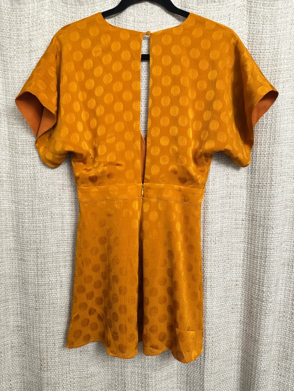 Revolve Tularosa Whitley Short Sleeve Satin Flowy Dress Polka Dot Orange Sz XS - Picture 7 of 12